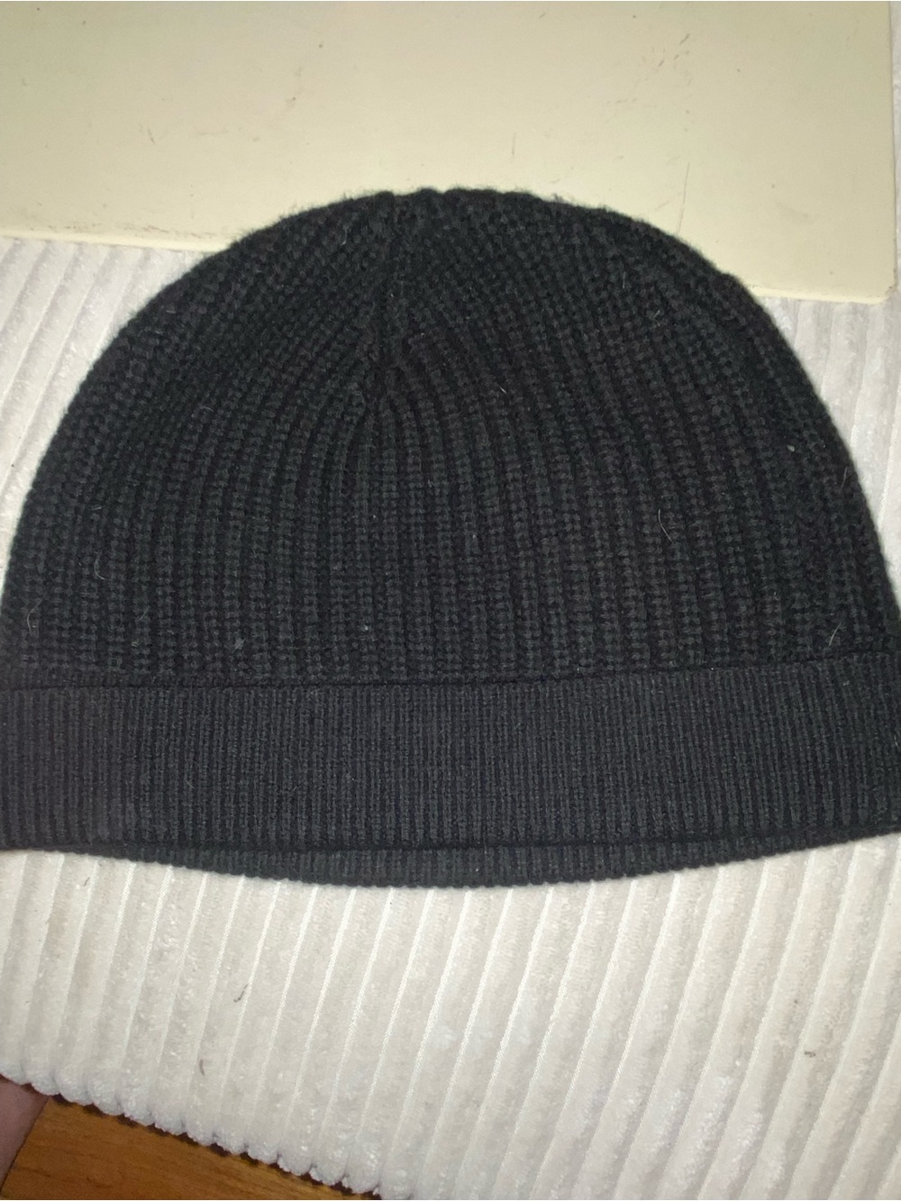 Burberry Black Ribbed Cashmere Blend Beanie